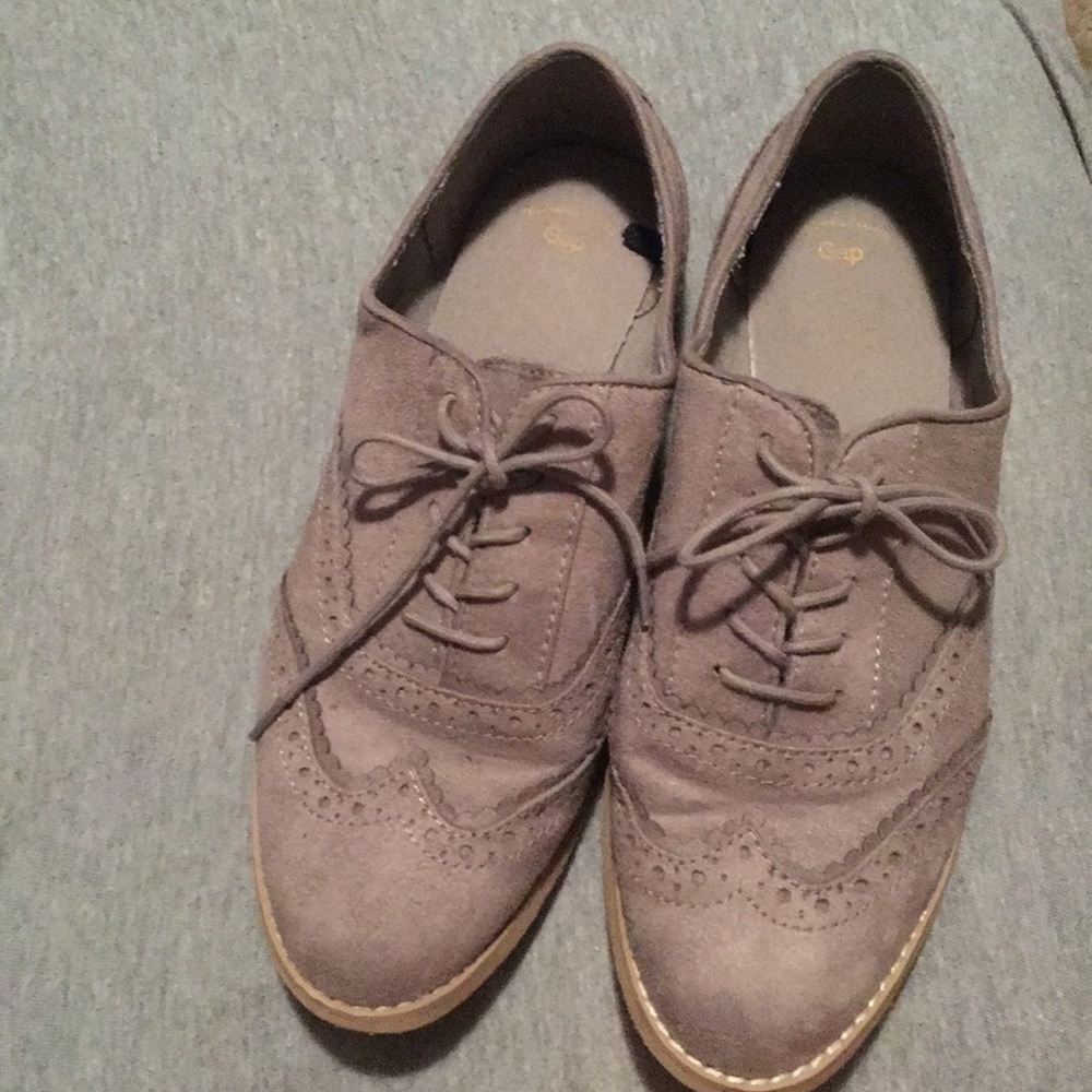 Women’s Gap shoes